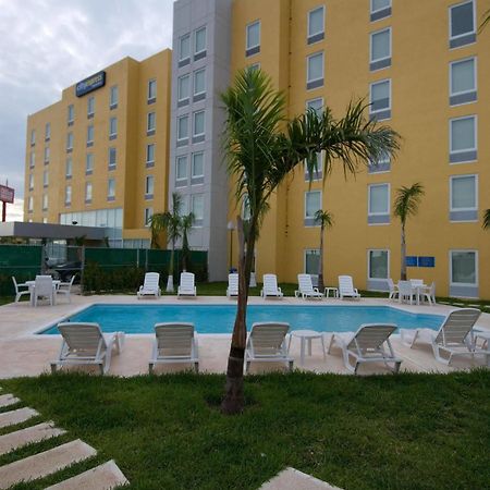 City Express Coatzacoalcos Exterior photo