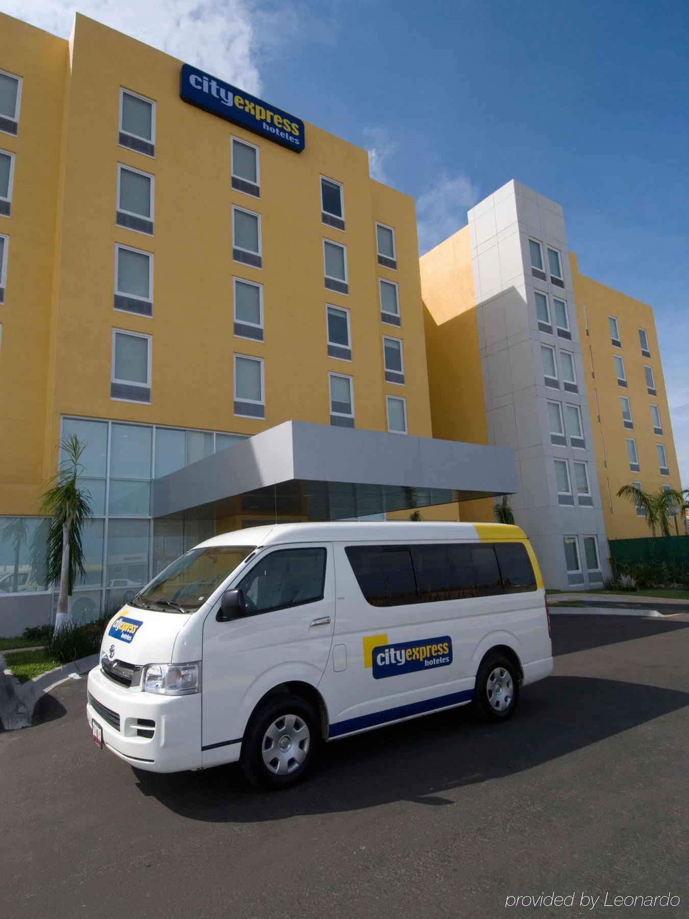City Express Coatzacoalcos Exterior photo