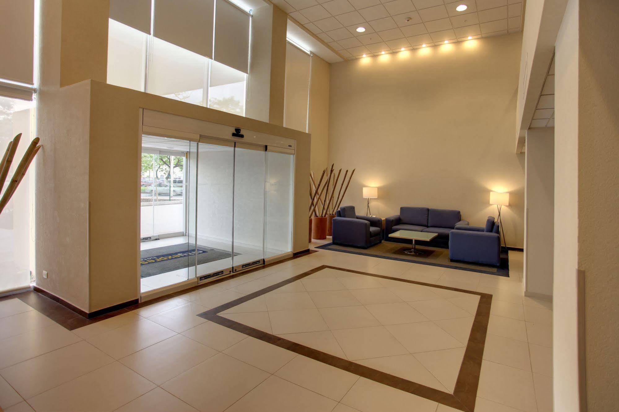 City Express Coatzacoalcos Exterior photo