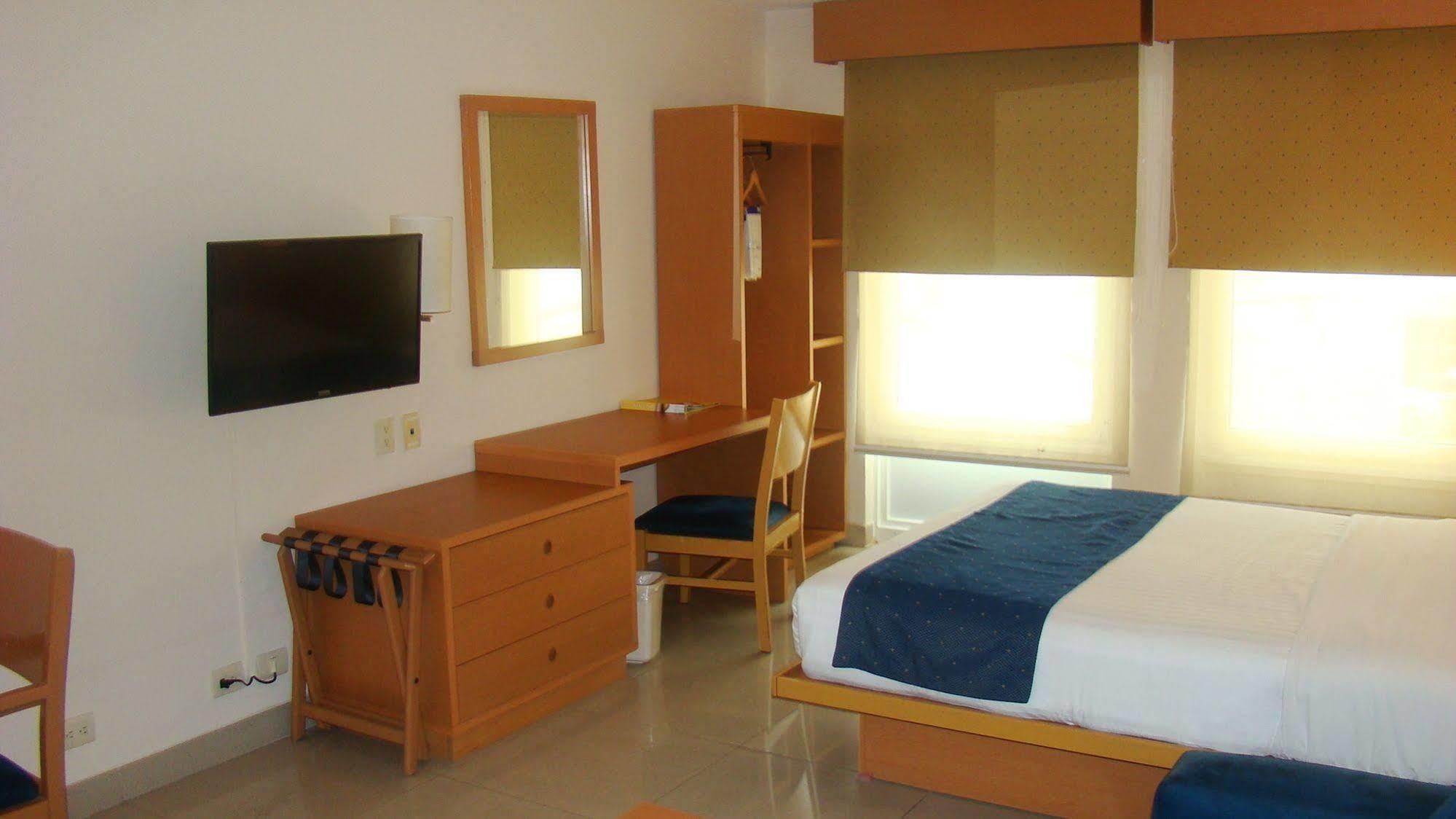City Express Coatzacoalcos Exterior photo